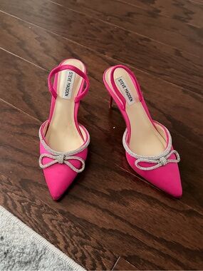 Steve Madden Hot Pink Pointed-Toe Slingback Heels with Crystal Bow